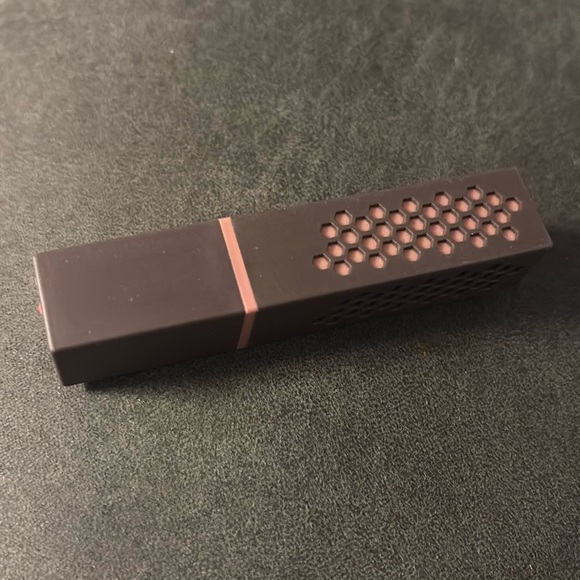 Burt's Bees Blush Basin Lipstick - Picture 1 of 3